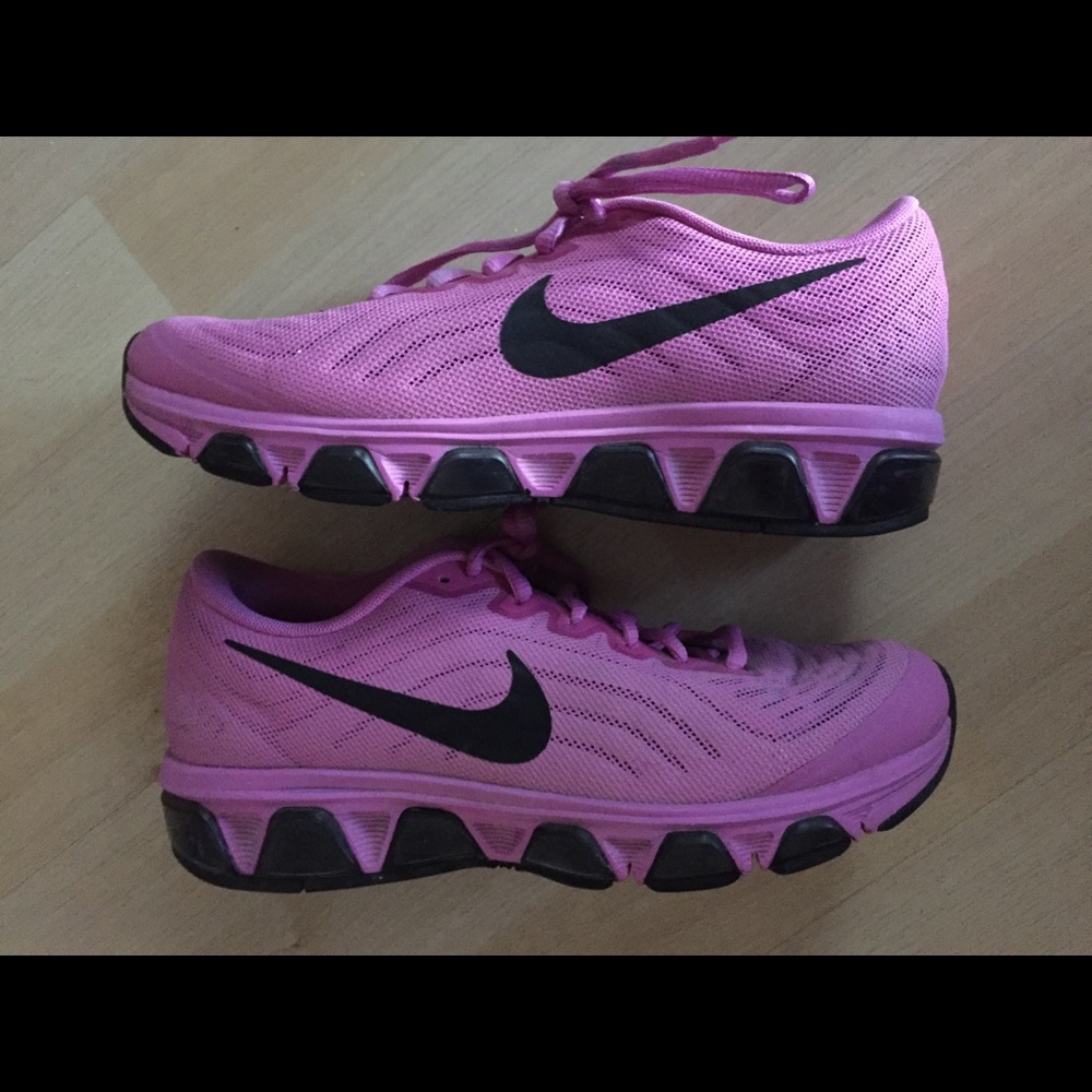 Nike Womens Air Max Tailwind Size 7